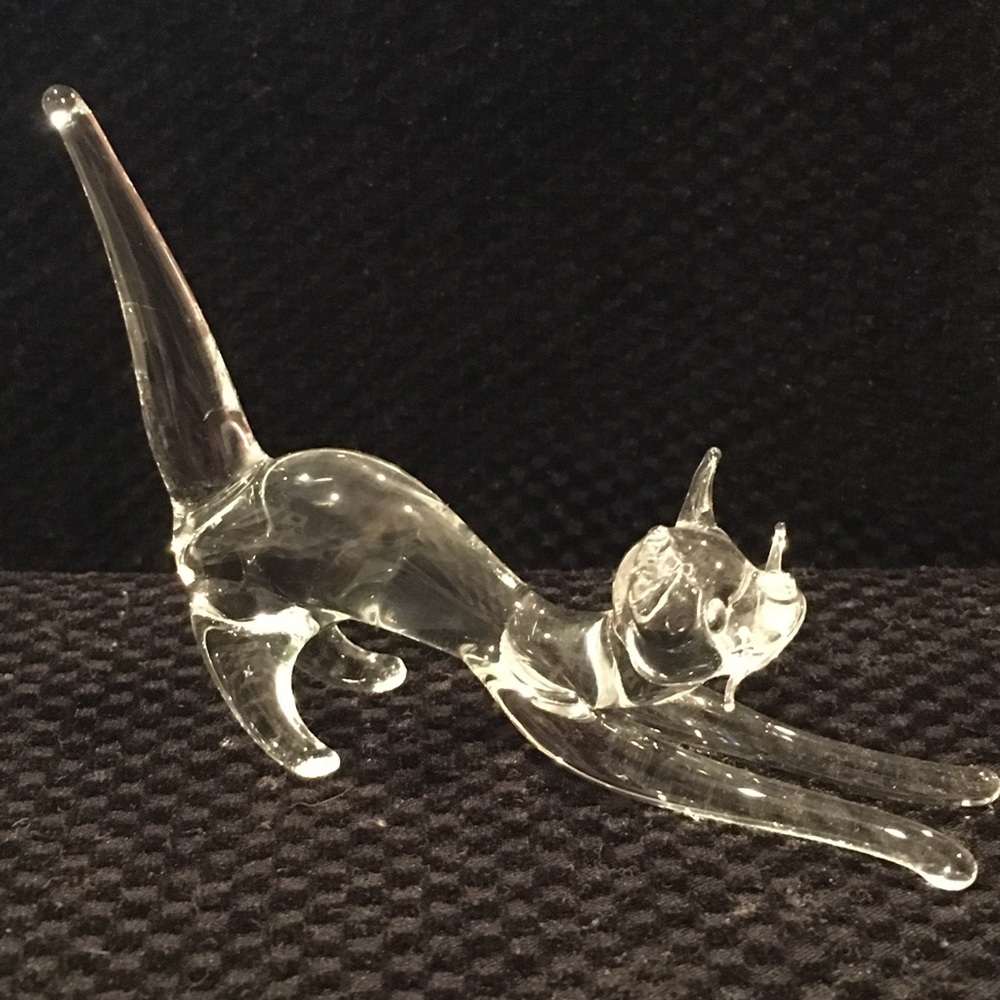 Handmade glass stretching cat
